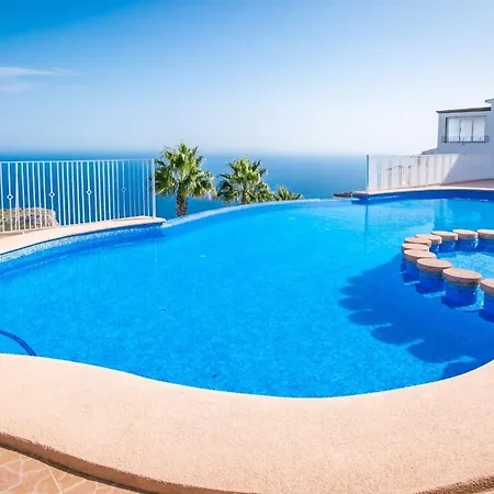 Panoramic Apartment *